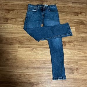 Women’s wrangler jeans size 28X30